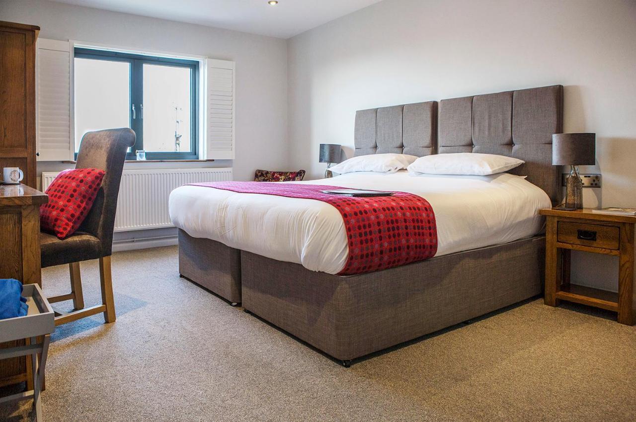 Victoria Inn Brewhouse B&B Roch Екстер'єр фото